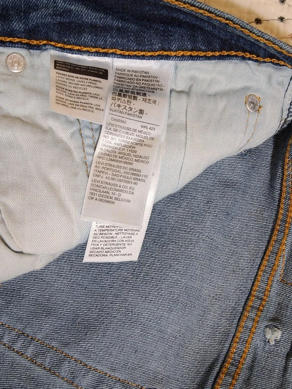 NWT Levi's 505 Jeans Tag 42x30 Actual 46x31 Rise 13.5